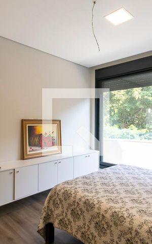 Casa de condomínio à venda com 304m², 3 quartos e 3 vagas Casa de condomínio à venda com 304m², 3 quartos e 3 vagasQuarto da suíte 1