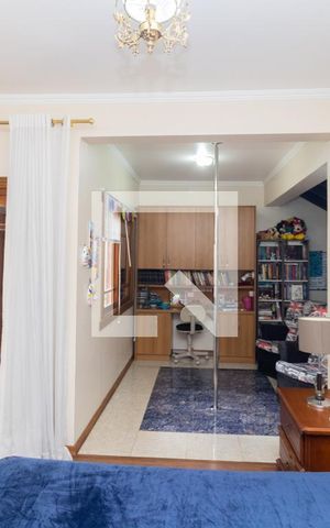 Casa à venda com 700m², 4 quartos e 4 vagasQuarto Suíte 3