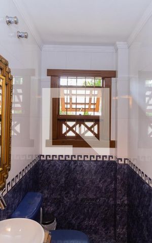 Casa à venda com 700m², 4 quartos e 4 vagasLavabo