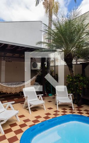 Casa à venda com 700m², 4 quartos e 4 vagasQuintal