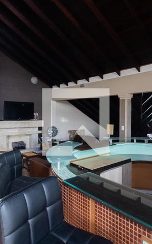 Casa à venda com 700m², 4 quartos e 4 vagasSótão