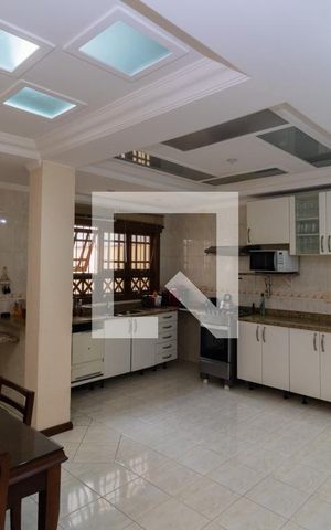 Casa à venda com 700m², 4 quartos e 4 vagasCozinha