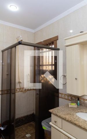 Casa à venda com 700m², 4 quartos e 4 vagasBanheiro da Suíte 4