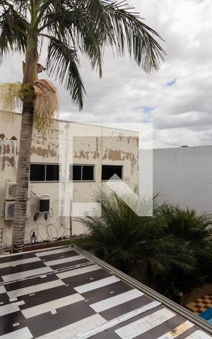 Casa à venda com 700m², 4 quartos e 4 vagasQuarto Suíte 1-Varanda-Vista