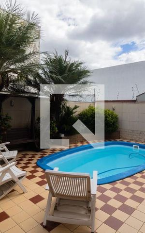 Casa à venda com 700m², 4 quartos e 4 vagasQuintal