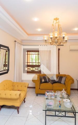 Casa à venda com 700m², 4 quartos e 4 vagasSala 1