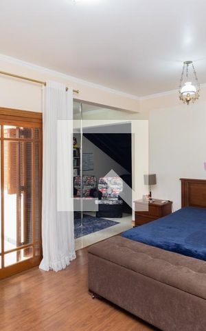 Casa à venda com 700m², 4 quartos e 4 vagasQuarto Suíte 3
