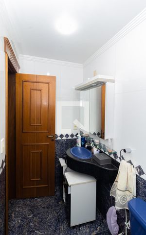 Casa à venda com 700m², 4 quartos e 4 vagasBanheiro da Suíte 3