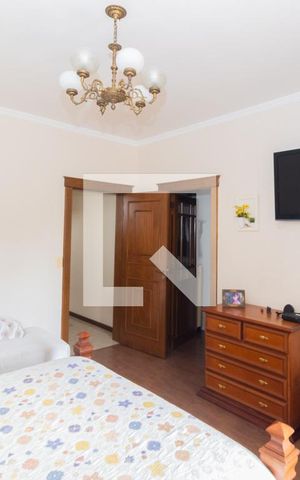 Casa à venda com 700m², 4 quartos e 4 vagasQuarto Suíte 4