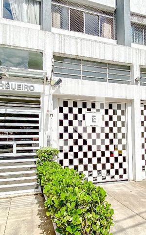 Apartamento para alugar com 100m², 3 quartos e 1 vagaFachada