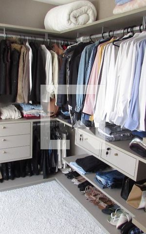 Apartamento à venda com 210m², 3 quartos e 2 vagasCloset da suíte