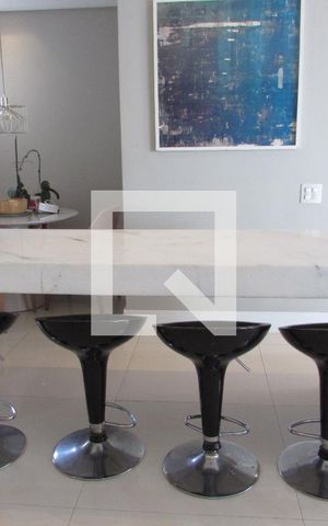 Apartamento à venda com 210m², 3 quartos e 2 vagasCopa