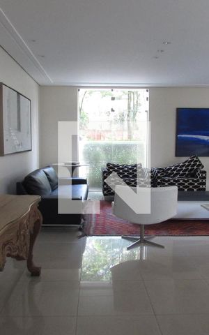 Apartamento à venda com 210m², 3 quartos e 2 vagasÁrea comum - Salão de festas