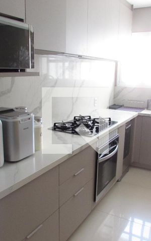 Apartamento à venda com 210m², 3 quartos e 2 vagasCozinha