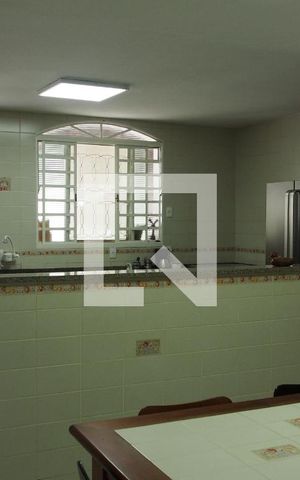 Casa de condomínio à venda com 600m², 4 quartos e 15 vagasCozinha