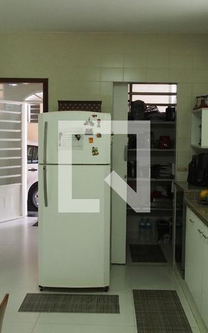Casa de condomínio à venda com 600m², 4 quartos e 15 vagasCozinha