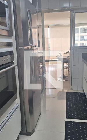 Apartamento à venda com 158m², 4 quartos e 3 vagas Apartamento à venda com 158m², 4 quartos e 3 vagasFoto 09