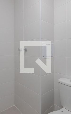 Studio à venda com 25m², 1 quarto e sem vaga Studio à venda com 25m², 1 quarto e sem vagaBanheiro