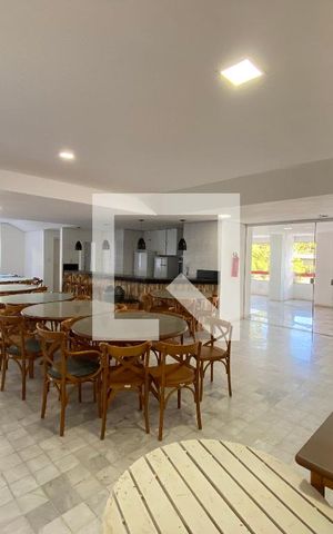 Apartamento para alugar com 50m², 1 quarto e 1 vaga Apartamento para alugar com 50m², 1 quarto e 1 vagaÁrea comum - Salão de festas
