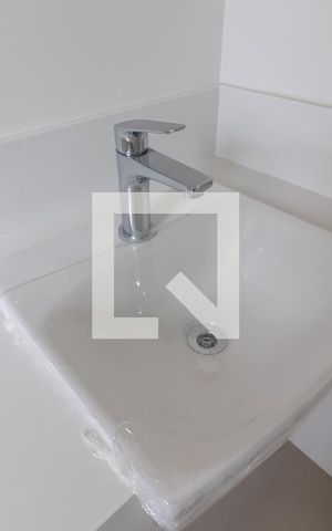 Apartamento à venda com 263m², 4 quartos e 6 vagasBanheiro da Suíte 3