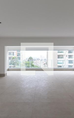 Apartamento à venda com 263m², 4 quartos e 6 vagasSala