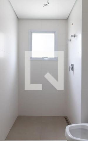 Apartamento à venda com 263m², 4 quartos e 6 vagasBanheiro da Suíte 3