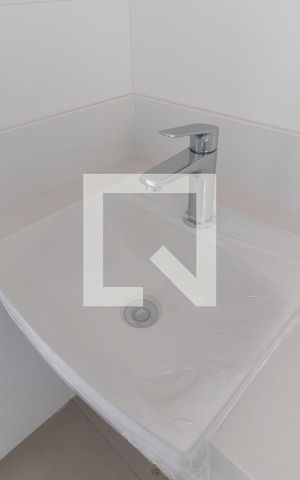 Apartamento à venda com 263m², 4 quartos e 6 vagasBanheiro da Suíte 4