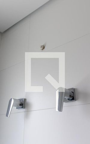 Apartamento à venda com 263m², 4 quartos e 6 vagasBanheiro da Suíte 3