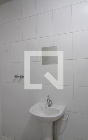 Casa à venda com 445m², 4 quartos e 6 vagasBanheiro 1