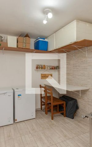 Casa à venda com 110m², 2 quartos e 1 vaga Casa à venda com 110m², 2 quartos e 1 vagaQuarto de Serviço