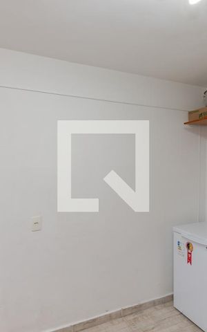 Casa à venda com 110m², 2 quartos e 1 vaga Casa à venda com 110m², 2 quartos e 1 vagaQuarto de Serviço