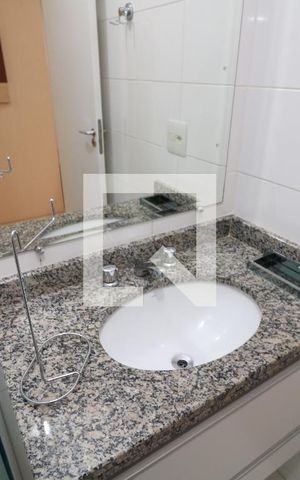 Apartamento para alugar com 72m², 3 quartos e 1 vagaBanheiro