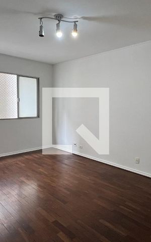 Apartamento para alugar com 90m², 2 quartos e 1 vaga Apartamento para alugar com 90m², 2 quartos e 1 vagaSala