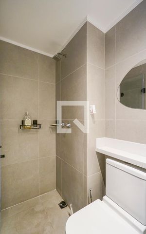 Apartamento para alugar com 50m², 2 quartos e sem vaga Apartamento para alugar com 50m², 2 quartos e sem vagaBanheiro social
