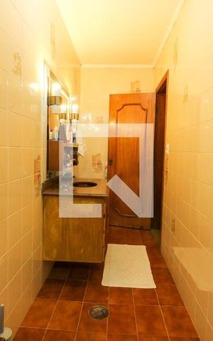 Casa para alugar com 320m², 3 quartos e 4 vagas Casa para alugar com 320m², 3 quartos e 4 vagasBanheiro