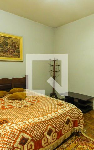 Casa para alugar com 320m², 3 quartos e 4 vagas Casa para alugar com 320m², 3 quartos e 4 vagasQuarto