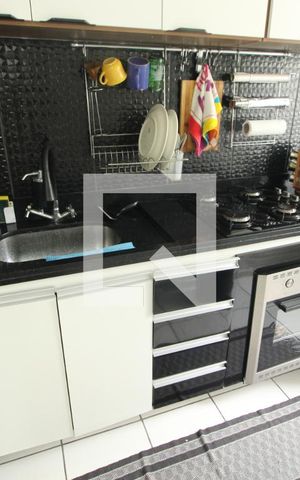 Apartamento para alugar com 43m², 2 quartos e 1 vagaCozinha - Armários