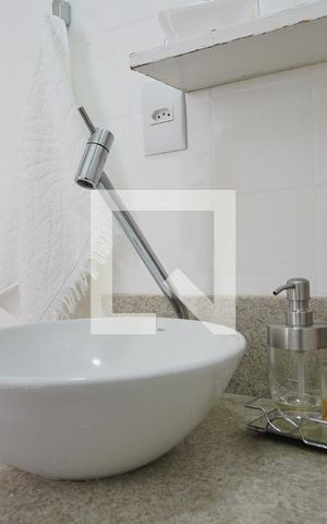 Apartamento à venda com 40m², 1 quarto e sem vagaBanheiro