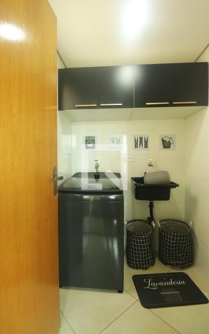 Casa de condomínio à venda com 120m², 2 quartos e 1 vagaÁrea de Serviço