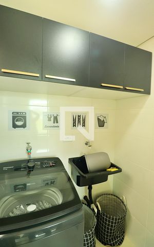 Casa de condomínio à venda com 120m², 2 quartos e 1 vagaÁrea de Serviço