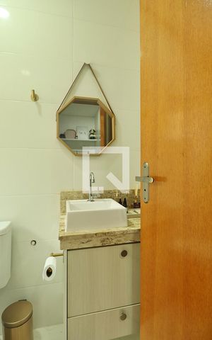 Casa de condomínio à venda com 120m², 2 quartos e 1 vagaSuíte 2 - Banheiro do Quarto 2
