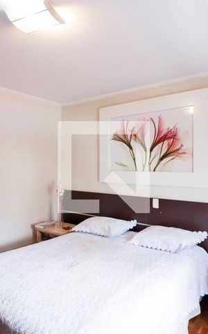 Casa à venda com 203m², 3 quartos e 4 vagasSuite