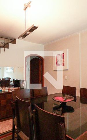 Casa à venda com 203m², 3 quartos e 4 vagasSala de Jantar 