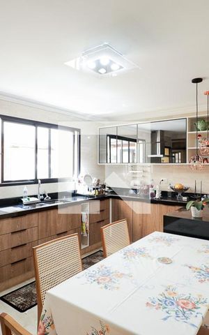 Casa à venda com 203m², 3 quartos e 4 vagasCozinha