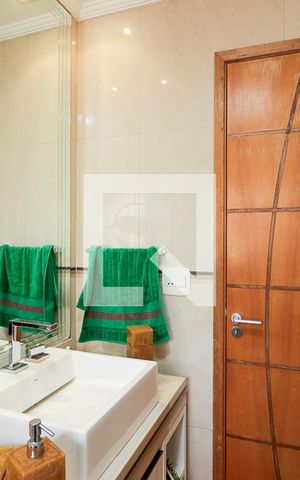 Casa à venda com 203m², 3 quartos e 4 vagasBanheiro Social