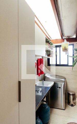 Casa à venda com 203m², 3 quartos e 4 vagasLavanderia