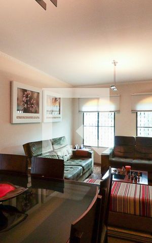 Casa à venda com 203m², 3 quartos e 4 vagasSala