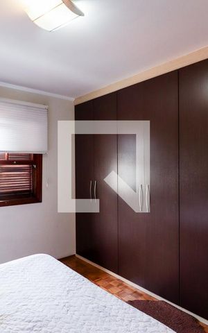 Casa à venda com 203m², 3 quartos e 4 vagasSuite