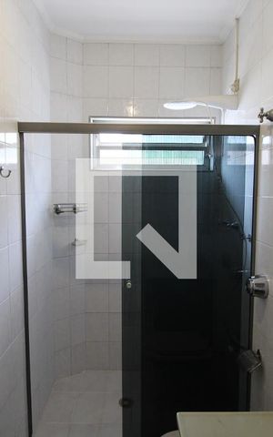 Casa à venda com 210m², 5 quartos e 2 vagasBanheiro 3