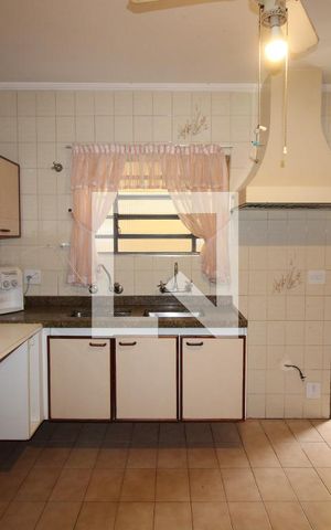Casa à venda com 210m², 5 quartos e 2 vagasCozinha
